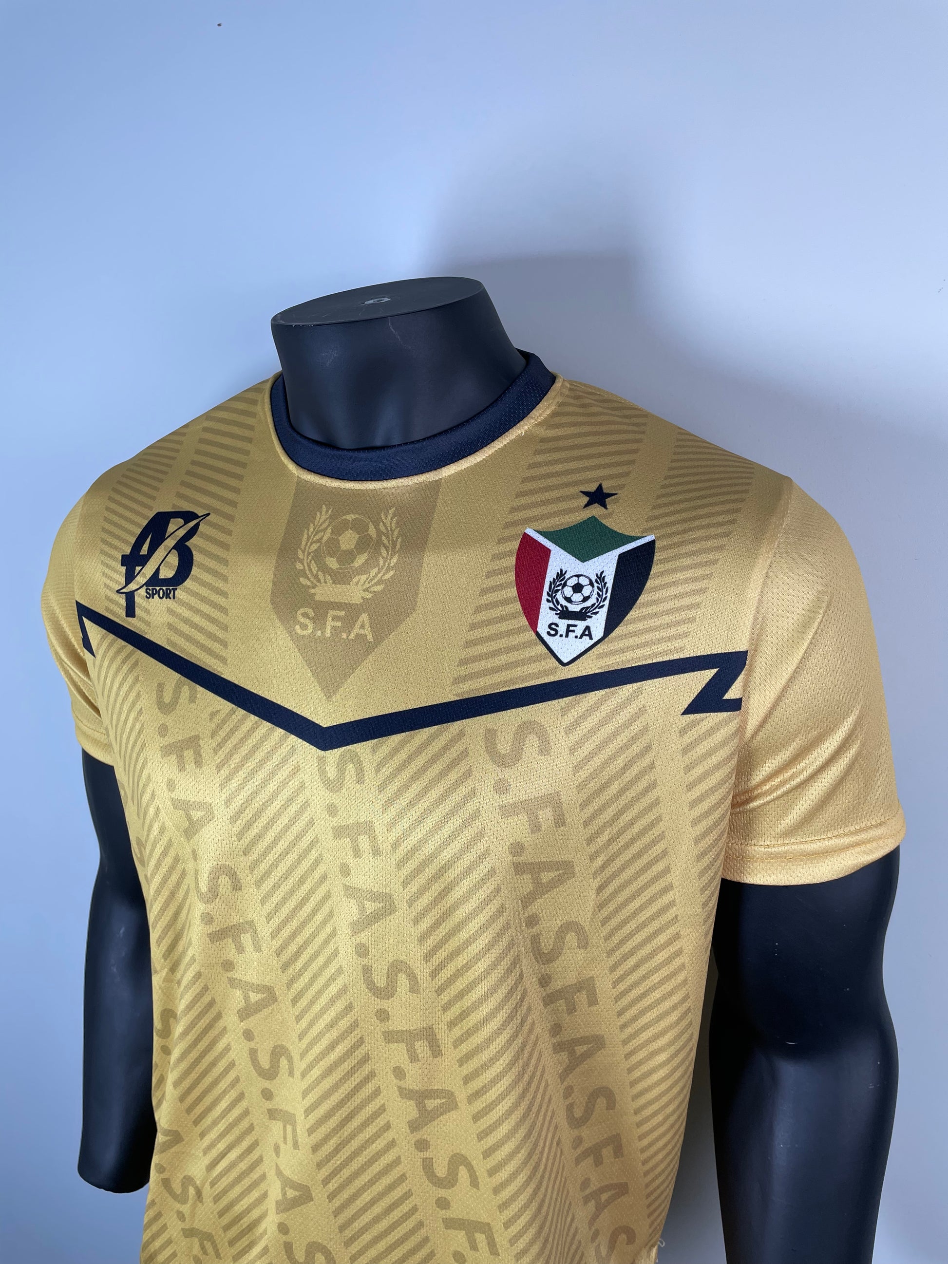 The yellow Sudanese national team T-shirt - CR7 STORE