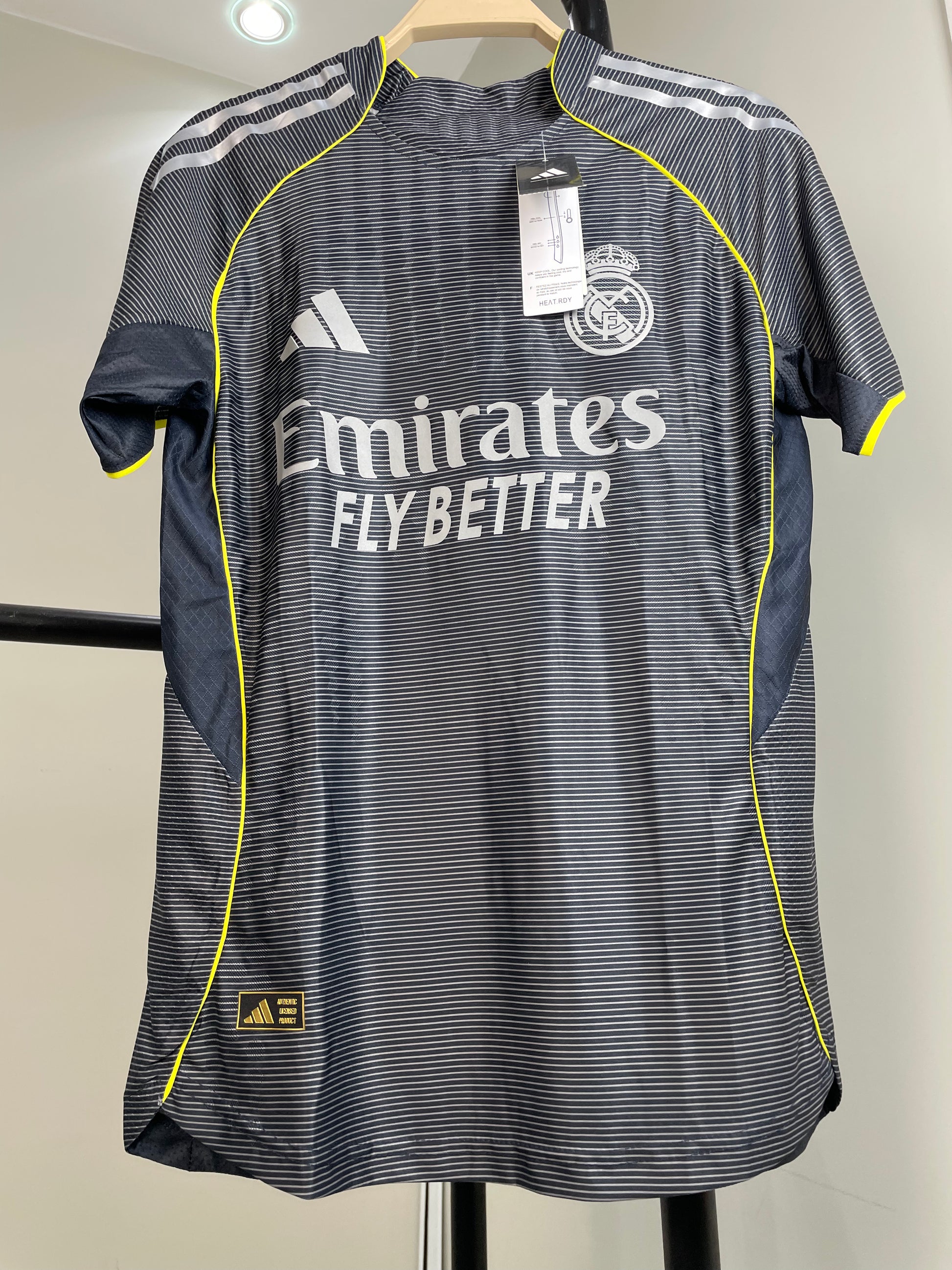 Realmadrid Jersey 25/26 Black - CR7 STORE